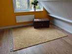 Geel vloerkleed, Huis en Inrichting, Ophalen, Gebruikt, 150 tot 200 cm, 200 cm of meer