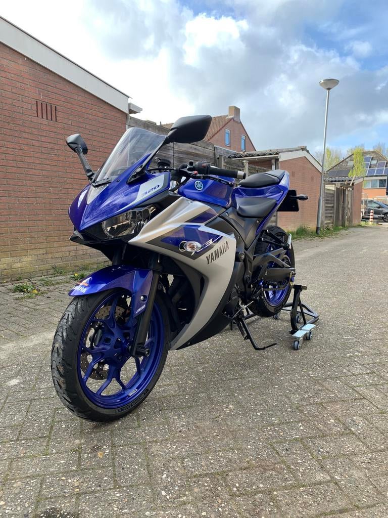 Prachtige Yamaha R3 (2015) – klaar voor het seizoen!, Motoren, Motoren | Yamaha, 2 cilinders, 321 cc, Gebruikt, Minimaal motorrijbewijs A2