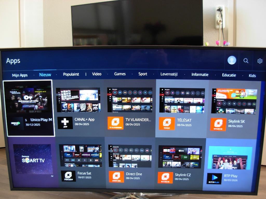 Samsung curved UHD 4K smart tv met wifi. 55 inch., Ophalen, LED, Zo goed als nieuw, 100 Hz