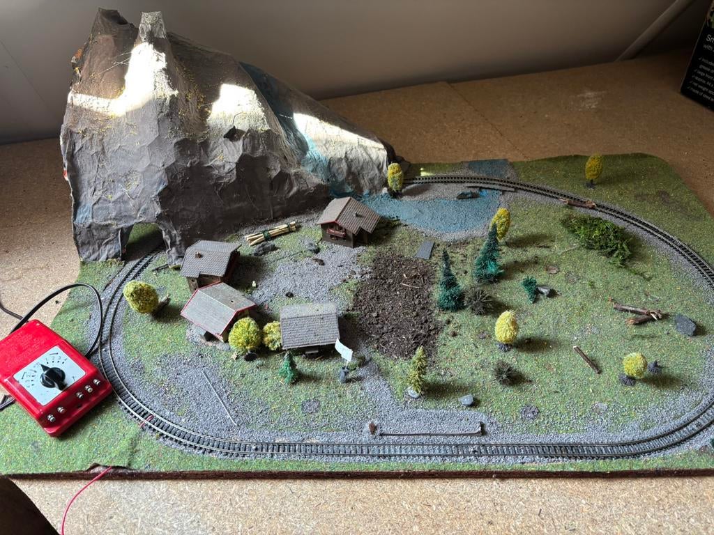 Minitrix baantje met trein en wagon, Gelijkstroom, Analoog, Ophalen, Overige merken