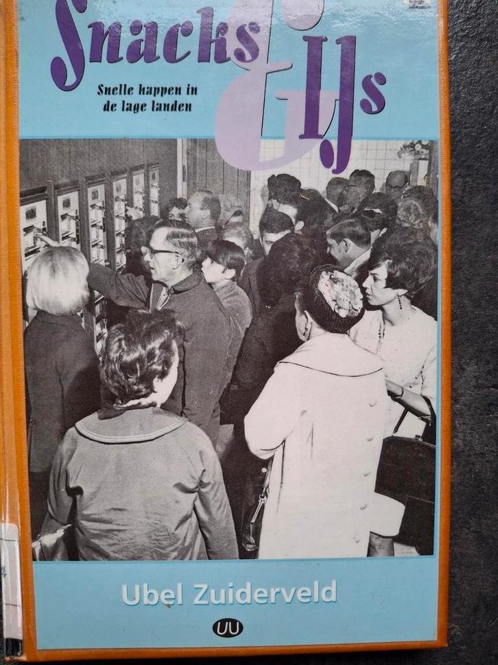 Snacks & IJs Zuiderveld cafetaria frituur kroket patat, Boeken, Kookboeken, Gelezen, Overige typen, Europa, Ophalen of Verzenden