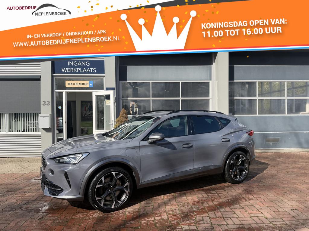 CUPRA Formentor 1.4 e-Hybrid VZ Copper Edition 245pk Bj 2022, Auto's, Cupra, Gebruikt, 4 cilinders, Formentor, Leder en Stof