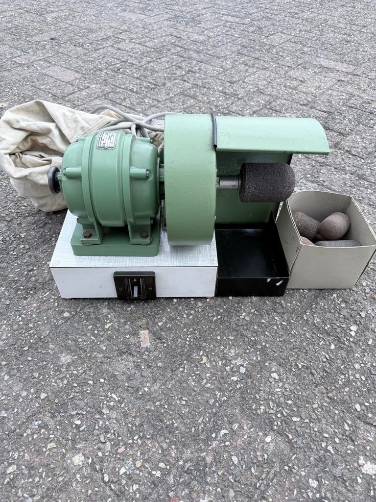 Mobiele schuurmachine schoenen branche, Doe-het-zelf en Verbouw, Gereedschap | Schuurmachines, Gebruikt, Overige typen, Minder dan 600 watt