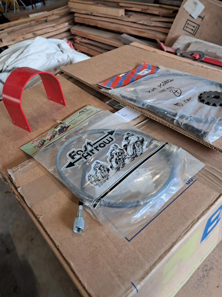 Te koop paar Honda mt5 onderdelen, Fietsen en Brommers, Ophalen of Verzenden, Overige typen