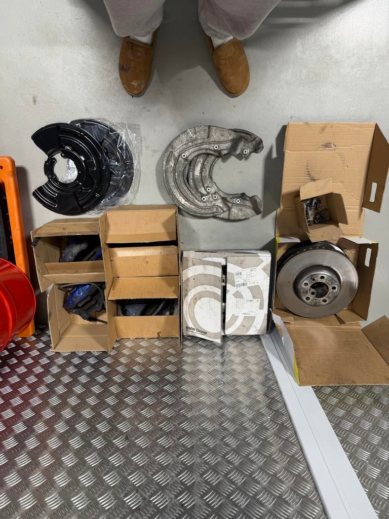 Remset BMW M Sport F2x incl. klauwen en schijven, Ophalen of Verzenden, Gebruikt, BMW