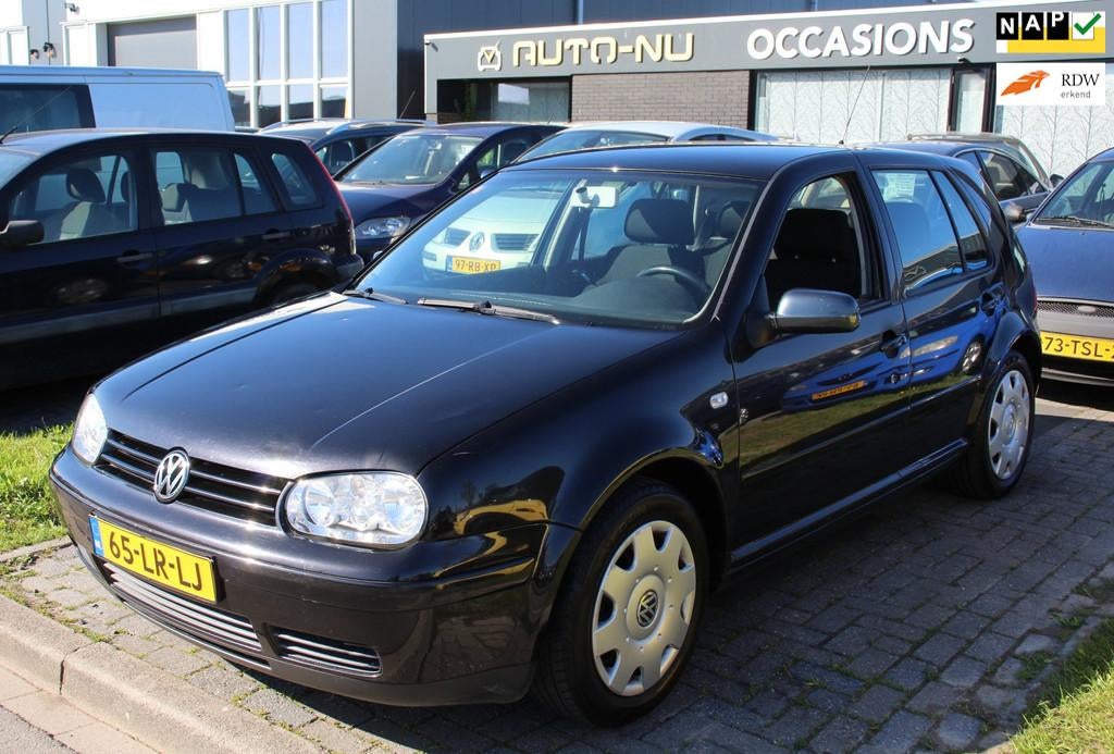 Volkswagen Golf 1.6-16V Sportline Pacific 5-Deurs Climate Cr, Voorwielaandrijving, Stof, Zwart, 4 cilinders