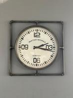 Industriële Wandklok - Water Works Company Design, Huis en Inrichting, Ophalen, Gebruikt, Analoog, Wandklok