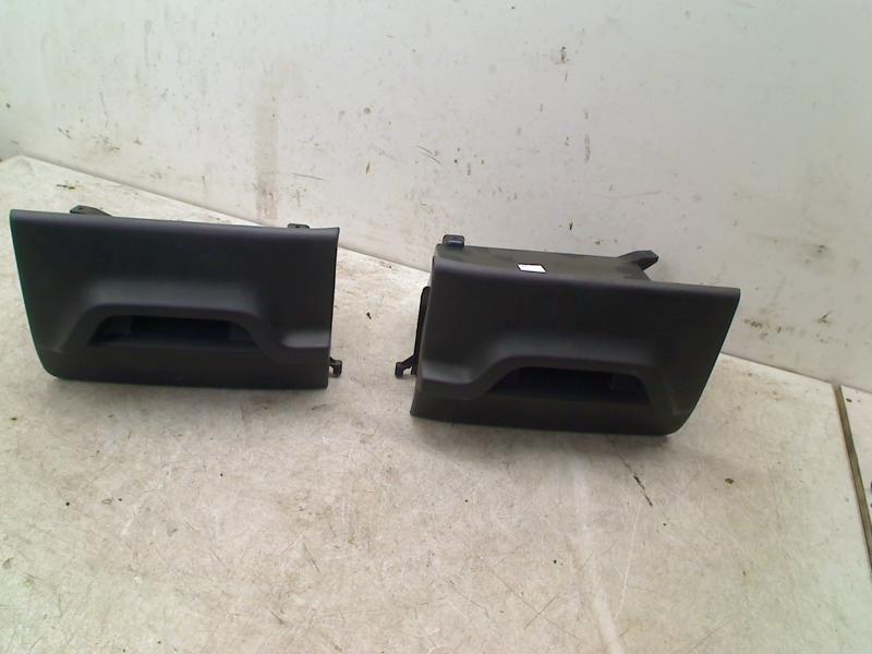 Opbergvak Stoel links en rechts Polo V (6R) 2013, Auto-onderdelen, Interieur en Bekleding, Gebruikt, Volkswagen, Volkswagen AG