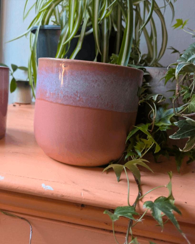 Mica handmade plantenpot, Ophalen, Rond, Zo goed als nieuw, Balkon