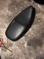 Piaggio zip sp98 puch zip type 1 2 3 Zadel, Ophalen of Verzenden