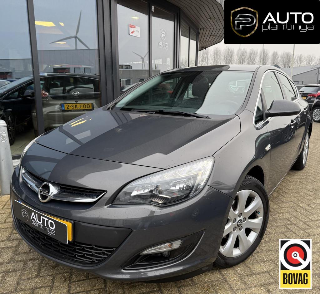 Opel Astra 1.4 Turbo Blitz 120PK | Zeer Nette Staat | Naviga, Auto's, Opel, Voorwielaandrijving, Euro 5, Stof, 4 cilinders