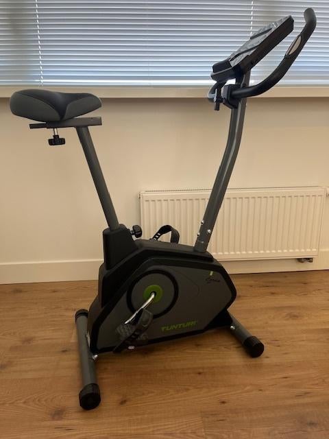 Tunturi hometrainer E30, Ophalen, Zo goed als nieuw, Hometrainer