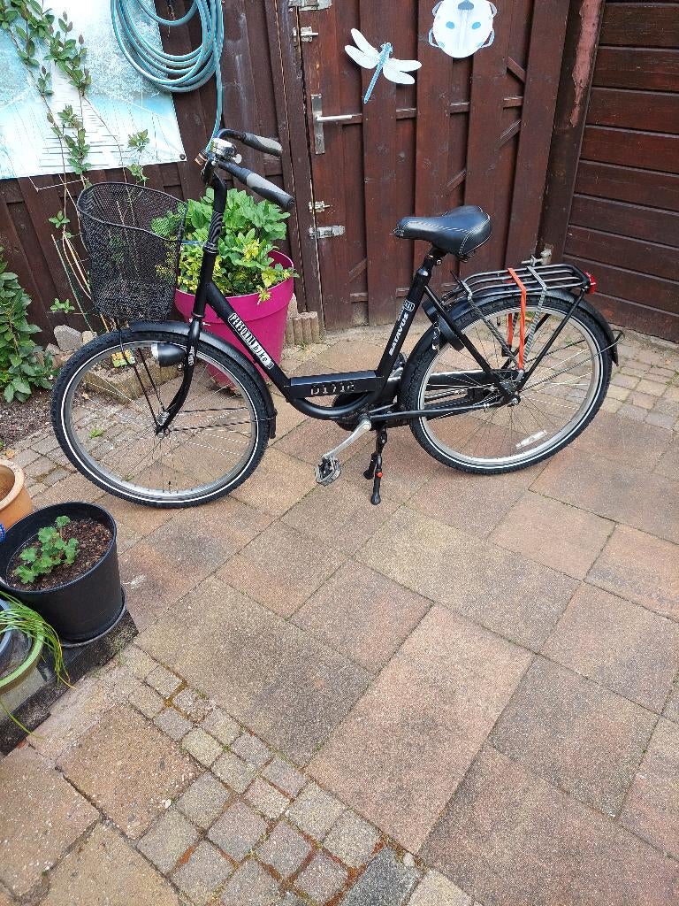 dames fiets  batavus, Fietsen en Brommers, Fietsen | Dames | Damesfietsen, Ophalen, Terugtraprem, Gebruikt, Batavus