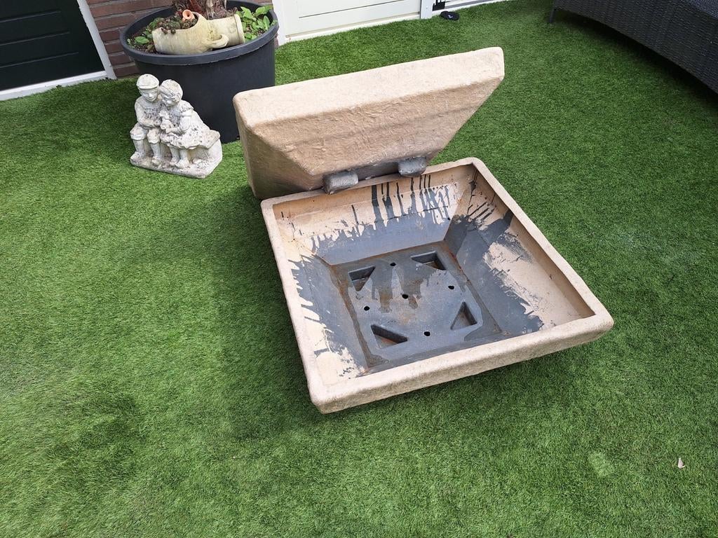 2 polyester bloembakken, Ophalen, Kunststof