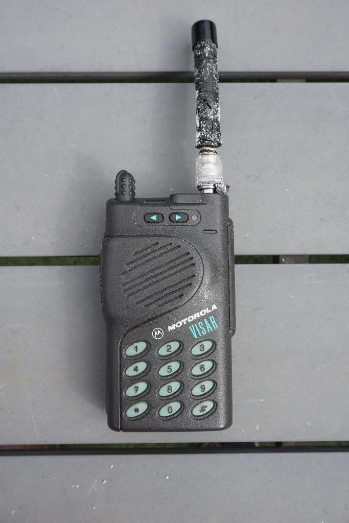 Motorola Visar portofoon, Verzenden, Zo goed als nieuw, 5 tot 15 km, Portofoon of Walkie-talkie