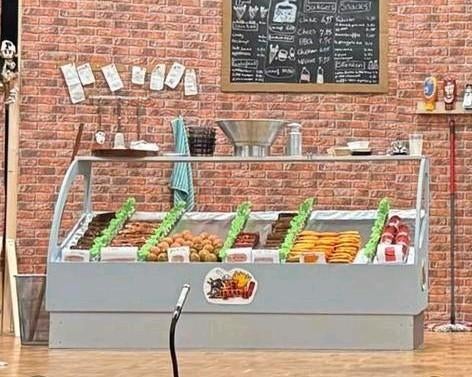 Decor-/musical toonbank, Ophalen