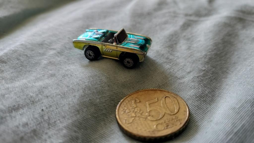 FORD THUNDERBIRD..vintage MICRO MACHINES, Hobby en Vrije tijd, Modelauto's | Overige schalen, Ophalen of Verzenden, Gebruikt, Auto