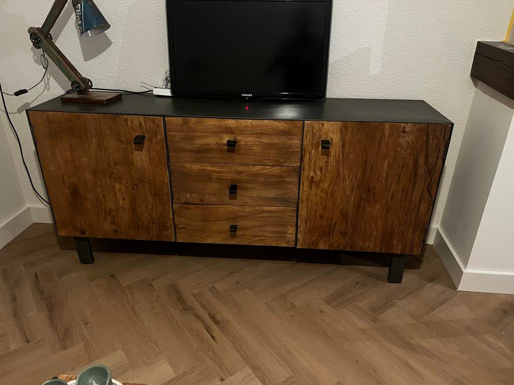 Industrieel dressoir - Metaal met Acacia hout, Gebruikt, 150 tot 200 cm, Ophalen of Verzenden, Metaal