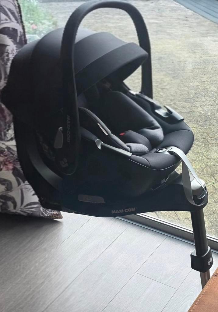 Maxi-Cosi Pebble 360 te koop met 360 draaibare ISO-Fix, Kinderen en Baby's, Autostoeltjes, Zo goed als nieuw, Maxi-Cosi, 0 t/m 13 kg