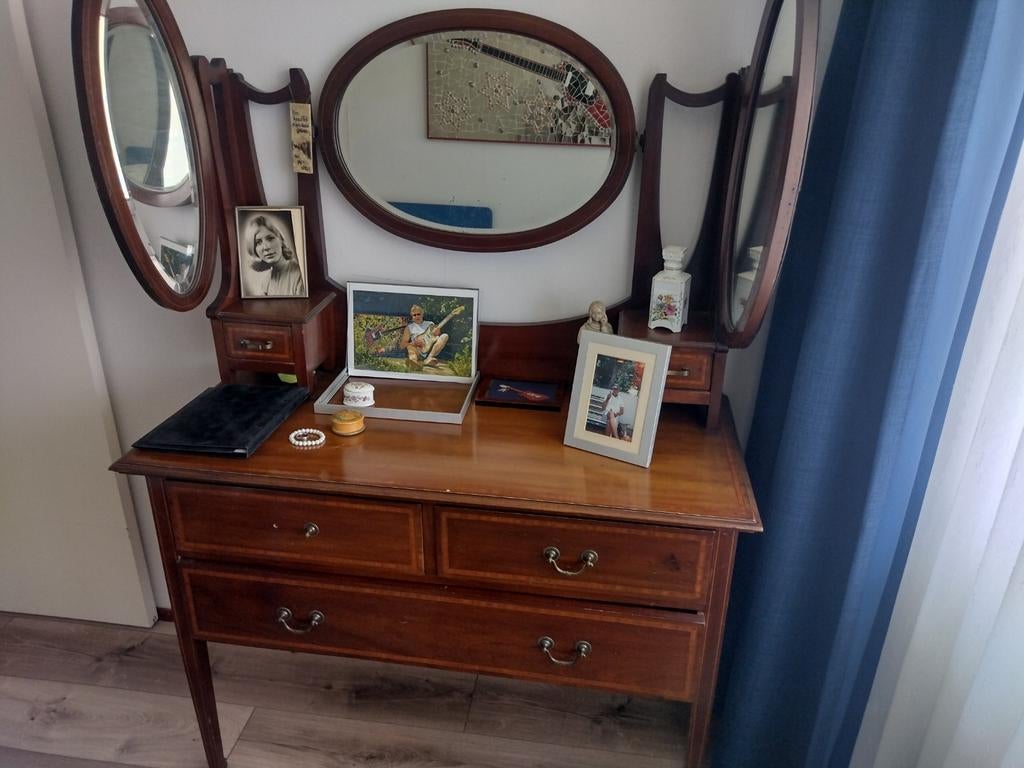 Antieke houten make-up tafel met spiegel, Antiek en Kunst, Ophalen