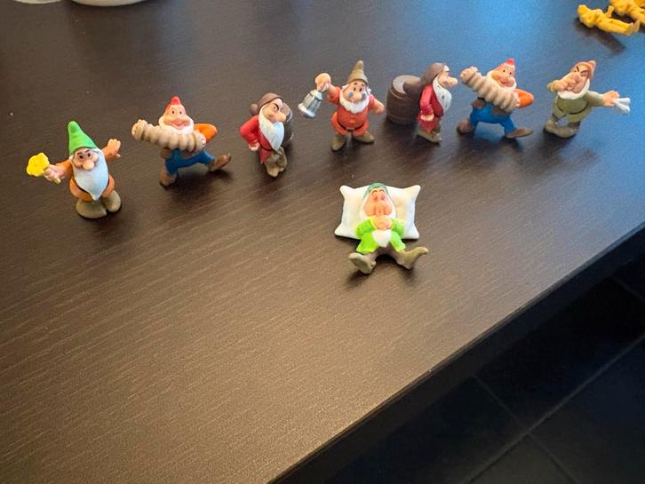 Sneeuwwitje en de zeven dwergen beeldjes, Verzamelen, Disney, Gebruikt, Beeldje of Figuurtje, Sneeuwwitje of Doornroosje, Ophalen of Verzenden