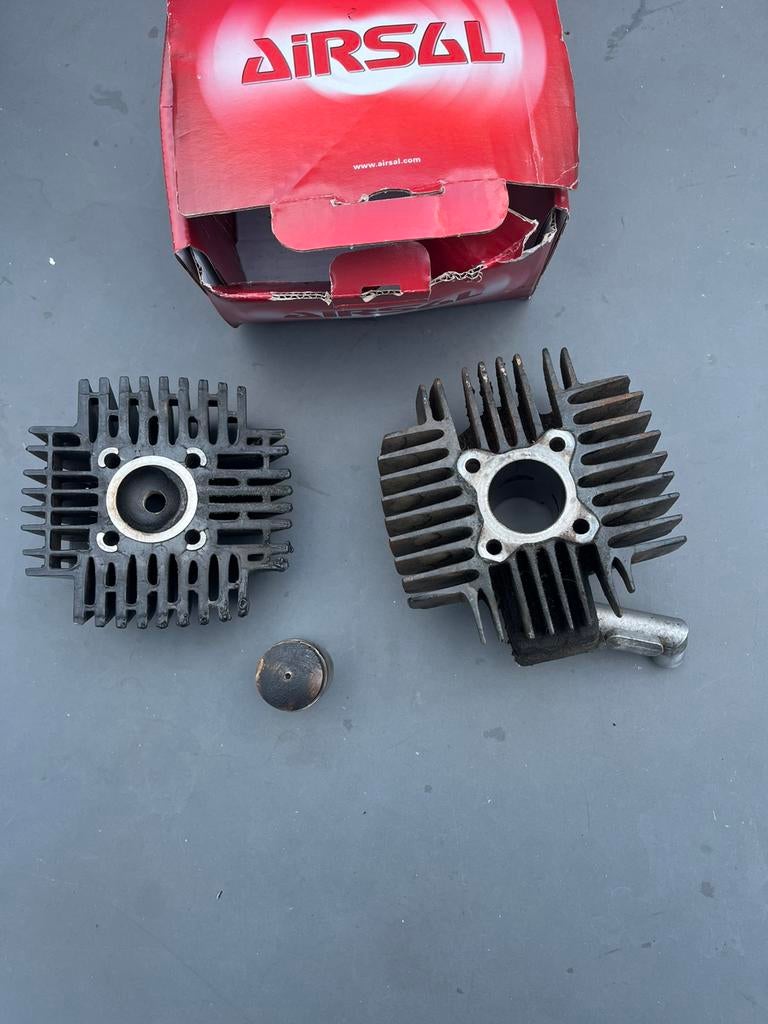 Verschillende Tomos Onderdelen, Fietsen en Brommers, Brommers | Tomos, Verzenden, Zo goed als nieuw, Standard