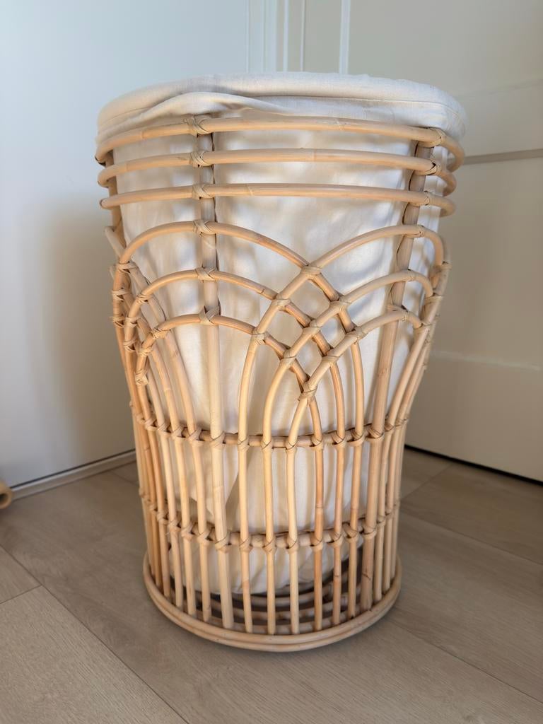 Rotan wasmand/rattan laundry basket - zo goed als nieuw, Ophalen, Mand, Rond, Zo goed als nieuw