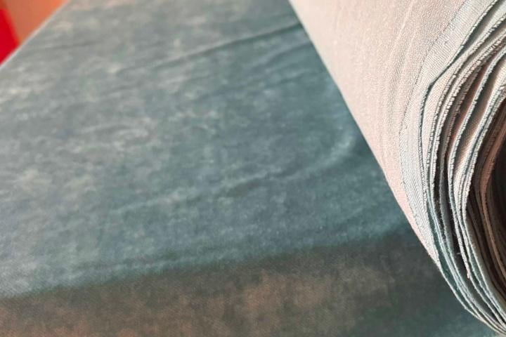 BEKLEDING-GORDIJNSTOF 12 METER NU VOOR, Ophalen, Overige materialen, Blauw, 120 cm of meer