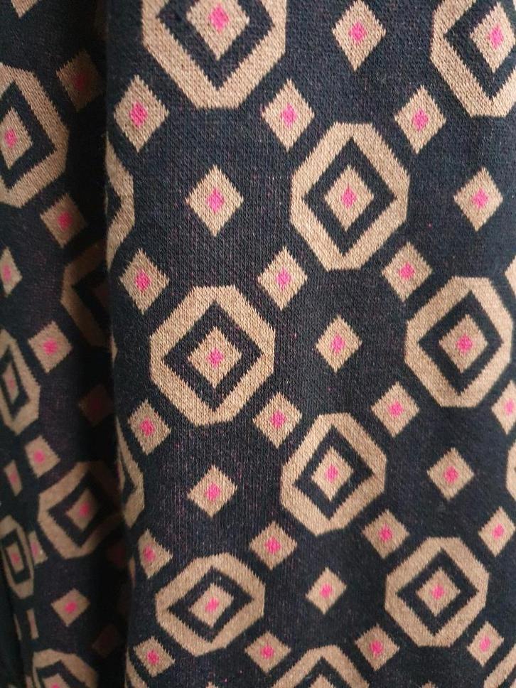 Mooi dessin Paprika tussenjas maat XXL=54, Kleding | Dames, Grote Maten, Zo goed als nieuw, Jasje of Colbert, Zwart, Verzenden