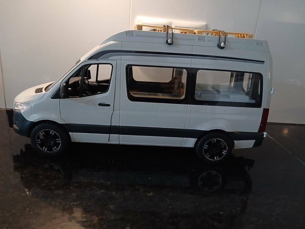 Bruder Mercedes Sprinter Camper - Zo goed als nieuw, Overige merken, Ophalen of Verzenden, Zo goed als nieuw, Groter dan 1:32