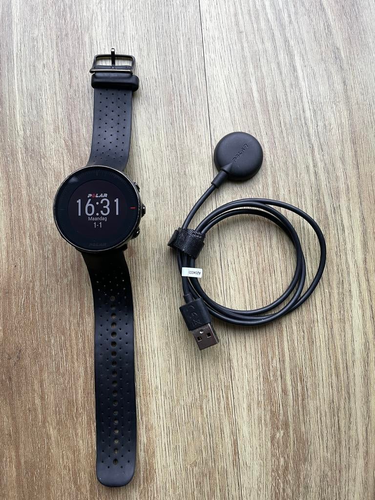 Polar vantage m, Hartslag, Zwart, Ophalen of Verzenden, Zo goed als nieuw