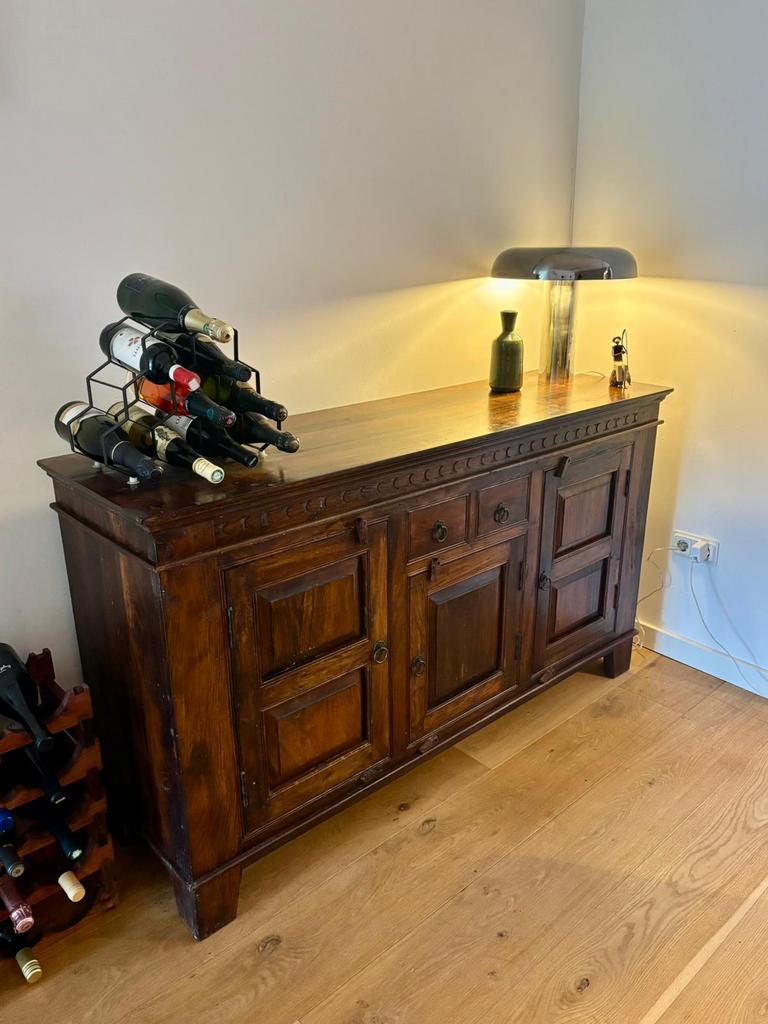 Vintage houten dressoir, Huis en Inrichting, Kasten | Dressoirs, Ophalen of Verzenden, Gebruikt, 25 tot 50 cm, 150 tot 200 cm
