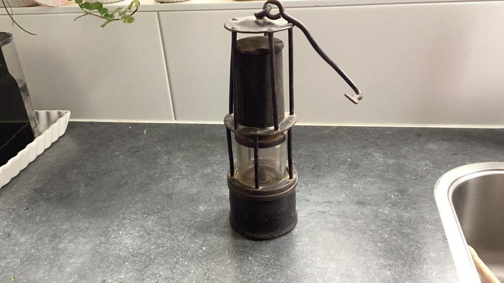 Antieke MIJNLAMP E23,00, Antiek en Kunst, Antiek | Lampen, Ophalen of Verzenden