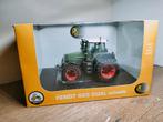 Te koop UH Fendt 820 Vario dubbellucht Gelimiteerd., Ophalen of Verzenden, Nieuw, Tractor of Landbouw, Universal Hobbies