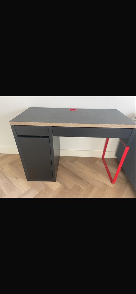 Working table, needs to be collcted Rotterdam saturday 4th, Huis en Inrichting, Bureaus, Gebruikt, Ophalen of Verzenden, Overige merken
