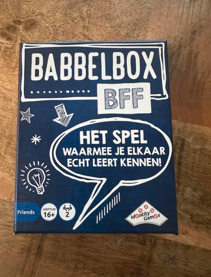 Spel- en babbelbox, Hobby en Vrije tijd, Gezelschapsspellen | Kaartspellen, Zo goed als nieuw, Ophalen of Verzenden