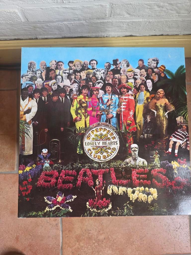 The Beatles - Sgt. Pepper's Lonely Hearts Club Band LP, Cd's en Dvd's, Vinyl | Pop, Gebruikt, Ophalen of Verzenden, Gatefold hoes