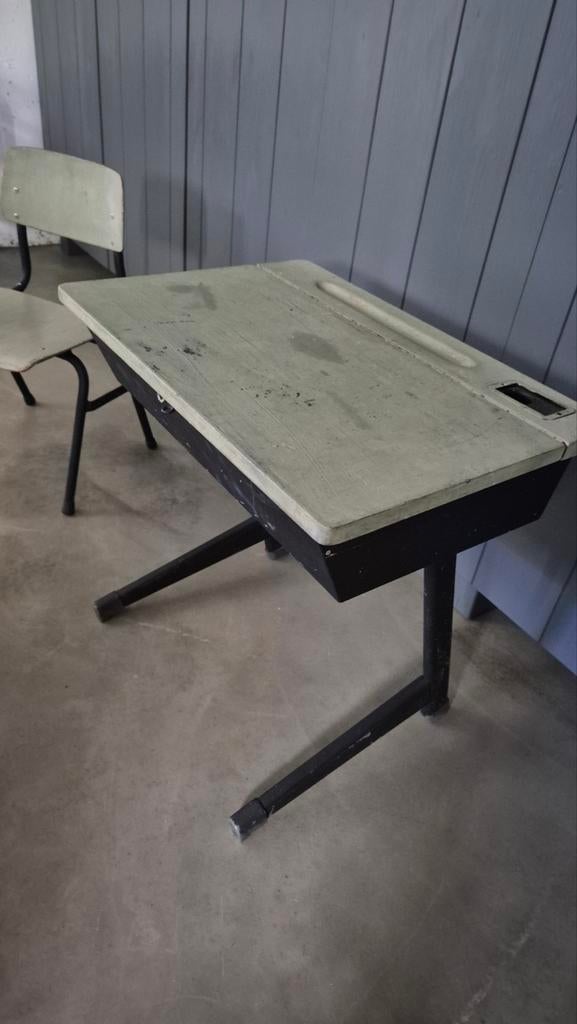 Schoolbankje, Kinderen en Baby's, Kinderkamer | Tafels en Stoelen, Ophalen, Gebruikt, Tafel(s) en Stoel(en)