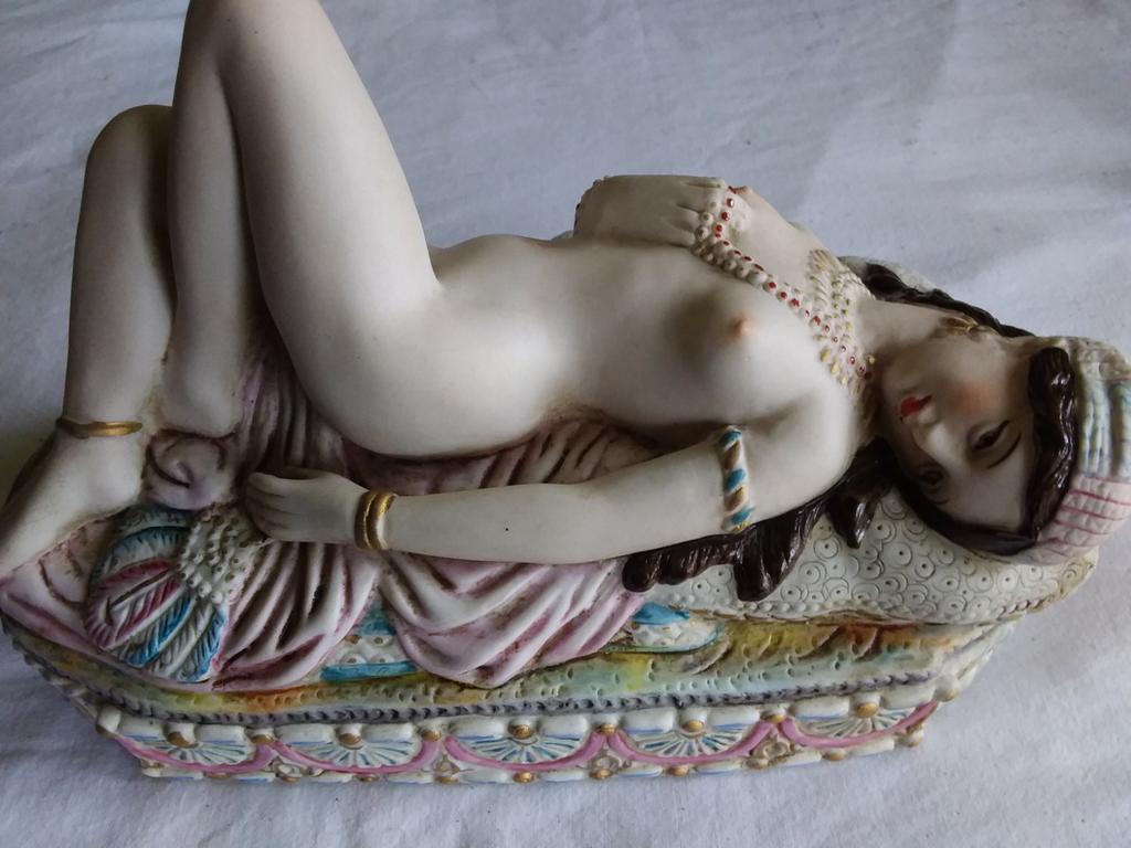 Porcelein Naakte Vrouw jaar 1925  Duitsland Franz Gardner, Ophalen of Verzenden, Zo goed als nieuw