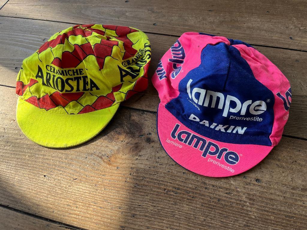 2 koerspetjes of wielerpetjes Ariostea en Lampre nieuw, Ophalen of Verzenden, Nieuw, Overige typen