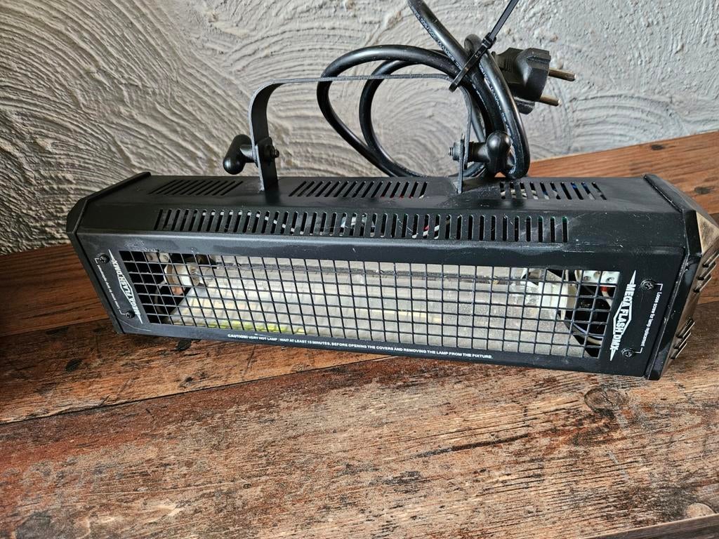 American DJ Mega Flash DMX Stroboscoop, Muziek en Instrumenten, Licht en Laser, Ophalen of Verzenden, Gebruikt, Licht, Stroboscoopeffect