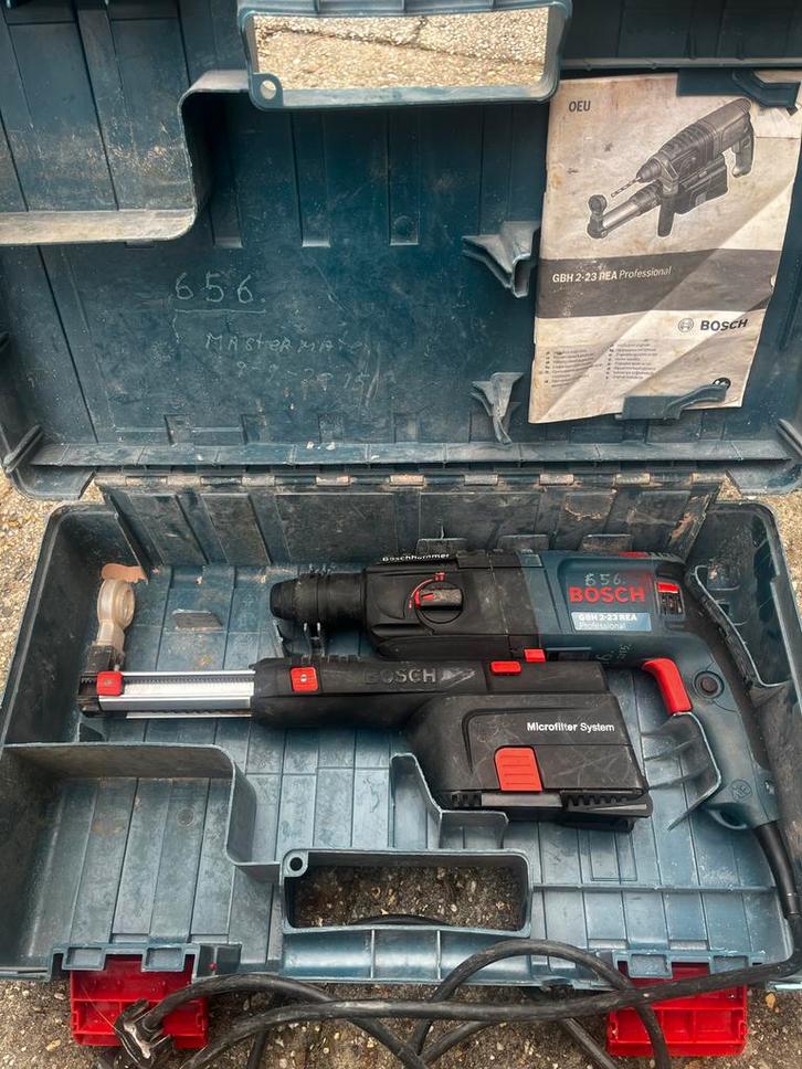Bosch GBH 2-23 REA Professional Boorhamer met stofafzuiging, Doe-het-zelf en Verbouw, Gereedschap | Boormachines, Gebruikt, Boor- en/of Breekhamer