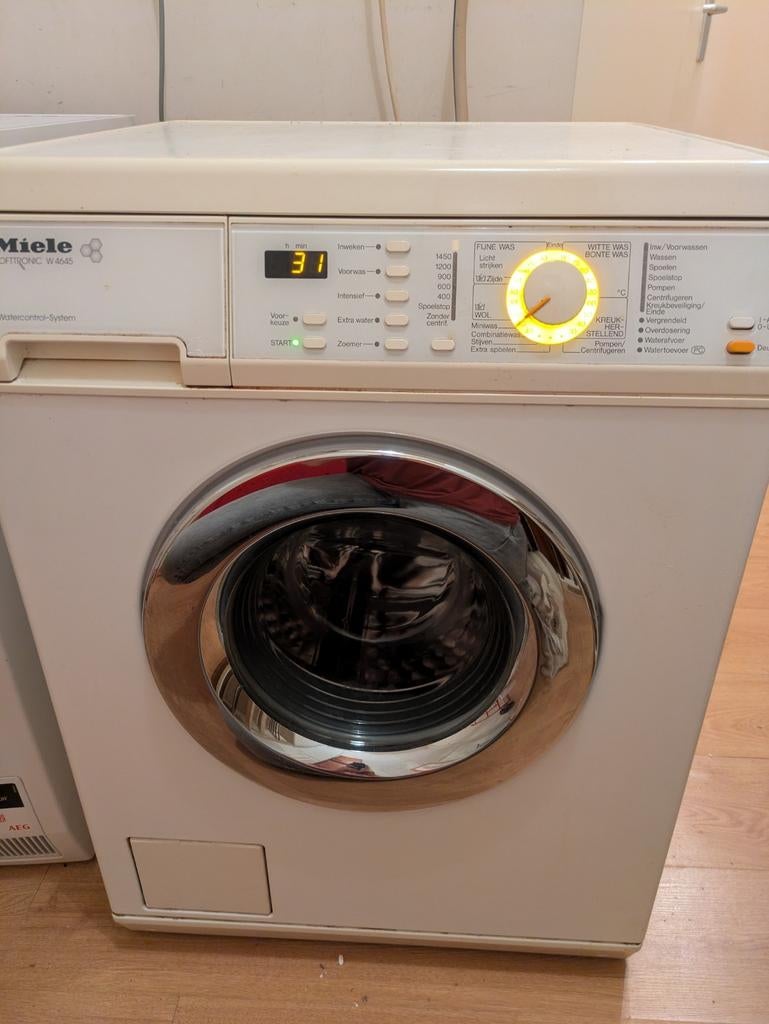Miele W443S W4645 wasmachine - 5 kg - Goede staat, Witgoed en Apparatuur, Gebruikt, Minder dan 85 cm, Ophalen of Verzenden, Voorlader