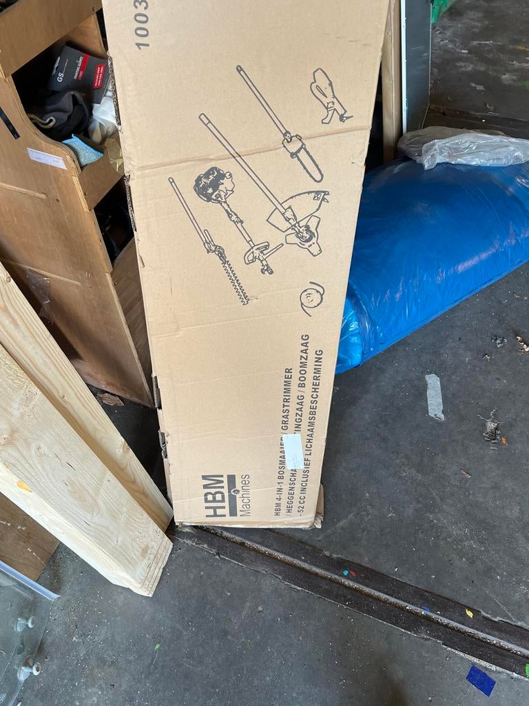 HBM 4-in-1 Bosmaaier/Grasstrimmer/Heggenschaar/Boomzaag, Ophalen, Gebruikt, Benzine
