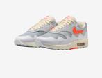Nike Air Max 1 Patta White Hyper Crimson 45, Kleding | Heren, Schoenen, Ophalen of Verzenden, Nieuw, Wit