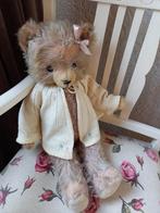Shabby beertje., Verzamelen, Beren en Cherished Teddies, Ophalen of Verzenden, Stoffen beer, Overige merken