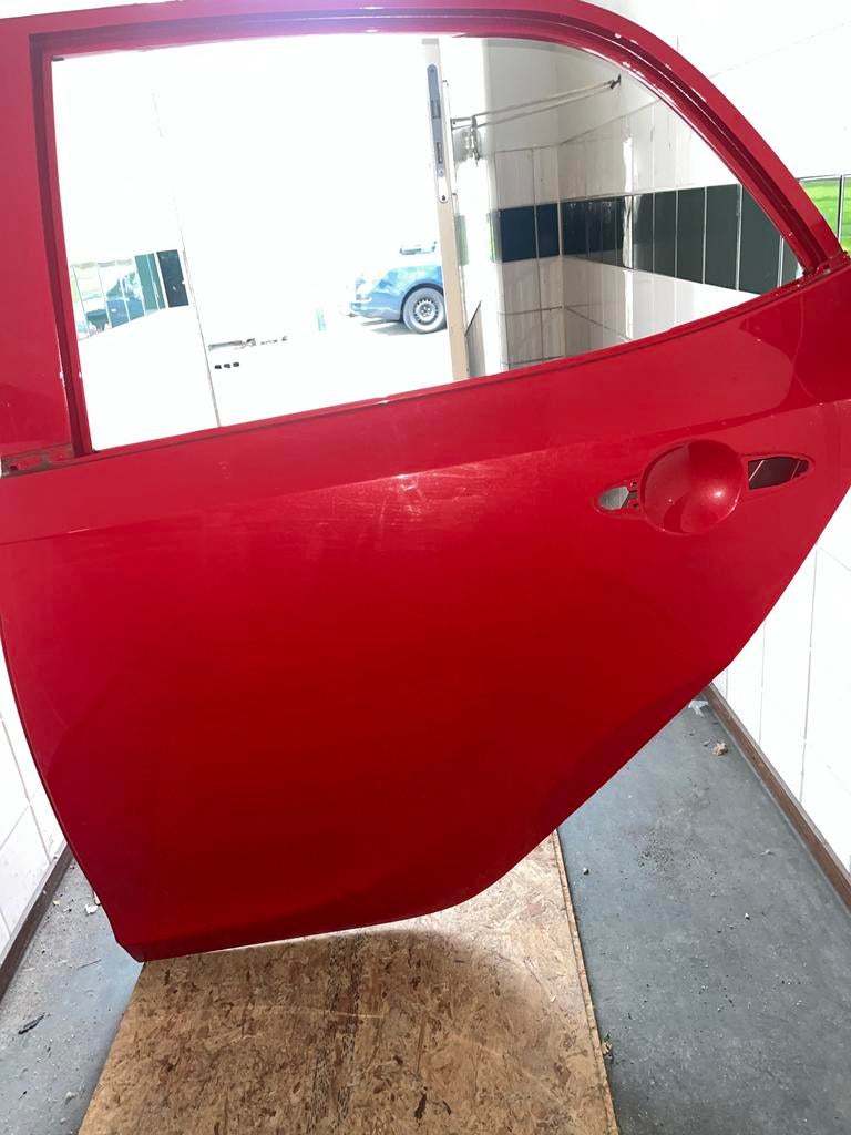 Kia Picanto (2017-2022) Linker achter Portier - Rood, Auto-onderdelen, Deur, Rechts, Ophalen of Verzenden, Gebruikt
