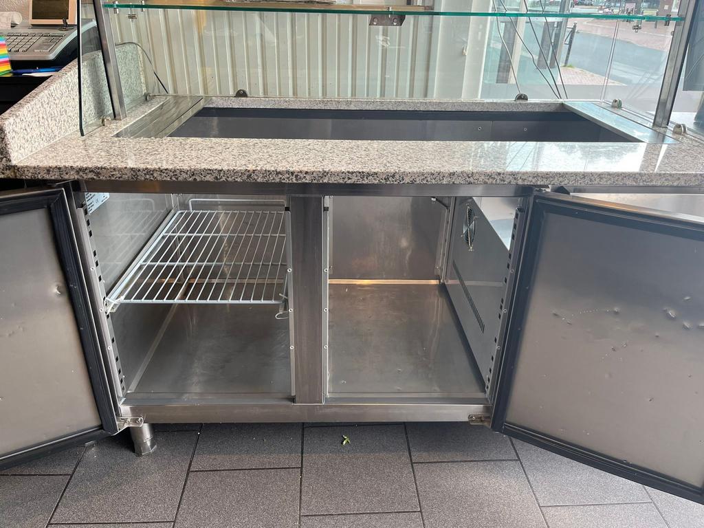 Salade Vitrine met Aluminium Bakjes - Horeca Koelvitrine, Ophalen of Verzenden, Gebruikt, Koelen en Vriezen