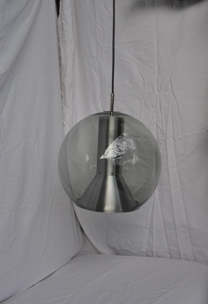 Raak Globe | Hanglamp | F. Ligtelijn | B-1041 |2 origineel, Ophalen of Verzenden, Minder dan 50 cm, Glas, Vintage | Mid century | 60ties | Design | Bollamp | Kwaliteit |