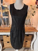 Zwarte, coated jurk Marc Cain, 36/S/nr2, ZGAN., Kleding | Dames, Zwart, Ophalen of Verzenden, Zo goed als nieuw, Maat 36 (S)
